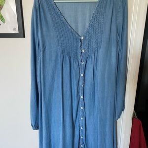 Old Navy button up dress, size medium tall.